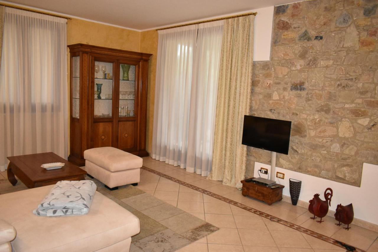 Casa Ulivo Villa Montinelle ภายนอก รูปภาพ
